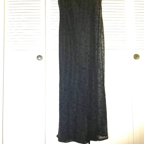 BLACK DRESS - Picture 3 of 3